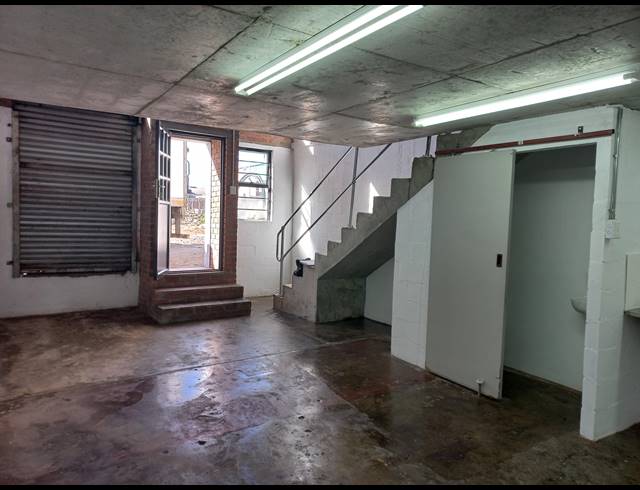 188M² WAREHOUSE TO LET IN MAITLAND